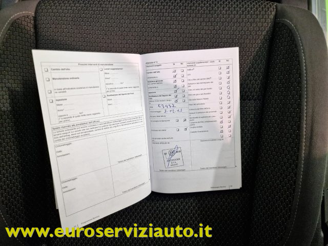 VOLKSWAGEN Touran usata 30