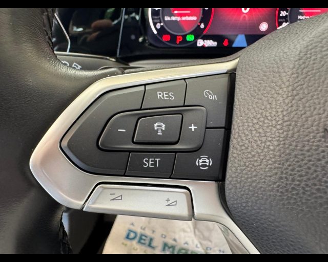 VOLKSWAGEN Golf usata, con Sedile posteriore sdoppiato