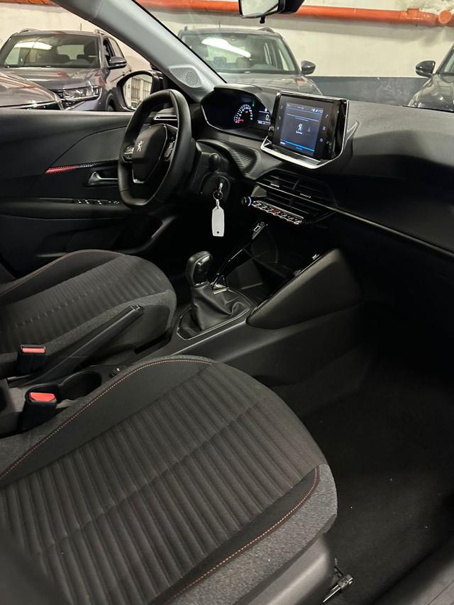 PEUGEOT 208 usata, con Volante in pelle