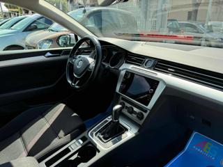 VOLKSWAGEN Passat Variant usata, con Antifurto