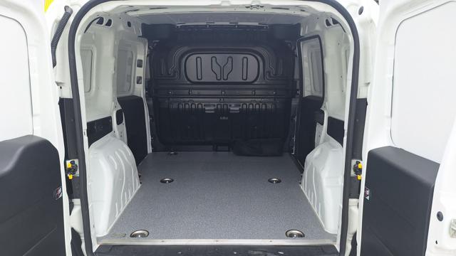 FIAT Doblo usata, con Airbag