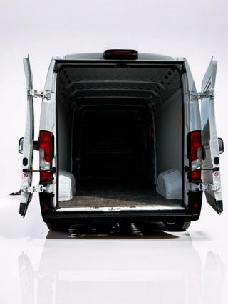 OPEL Movano usata, con Climatizzatore