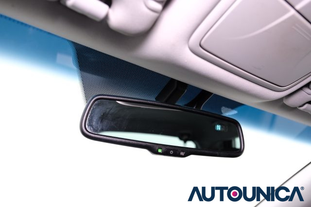 HYUNDAI iX35 usata, con Sensori di parcheggio anteriori