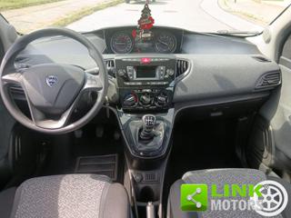 LANCIA Ypsilon usata, con Autoradio