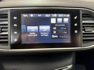 PEUGEOT 308 usata, con Sedile posteriore sdoppiato