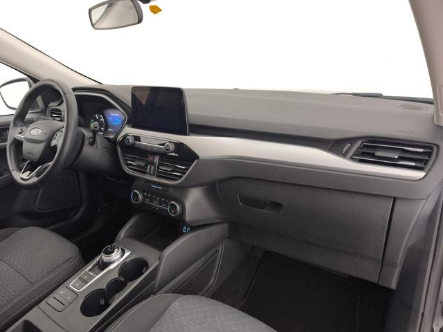 FORD Kuga usata, con Luci diurne