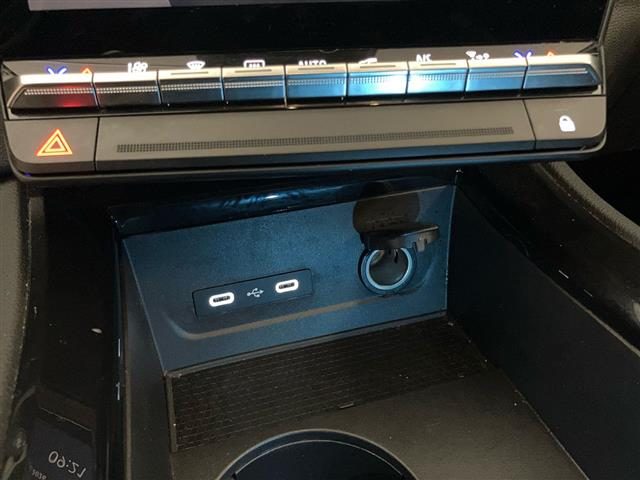 RENAULT Austral usata, con Sedili massaggianti