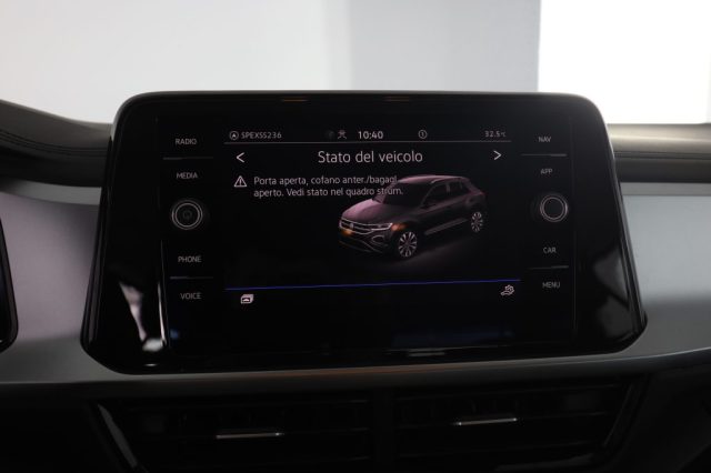 VOLKSWAGEN T-Roc usata 10