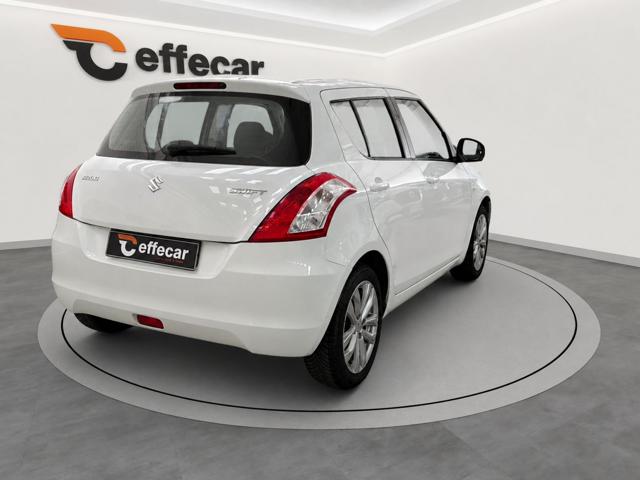 SUZUKI Swift usata, con Autoradio