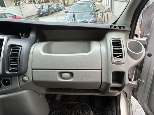 RENAULT Trafic usata, con Bluetooth