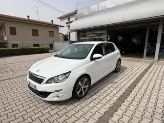 PEUGEOT 308 usata, con Airbag