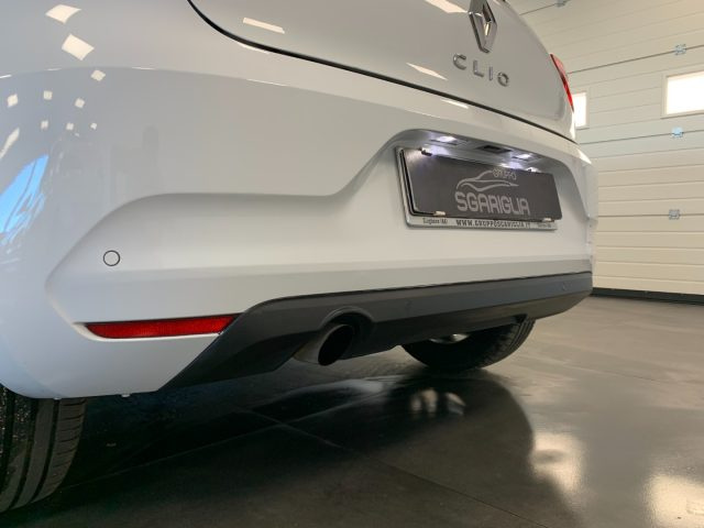 RENAULT Clio usata, con Touch screen