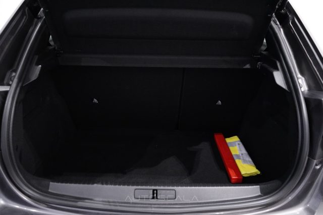 PEUGEOT 208 usata 38