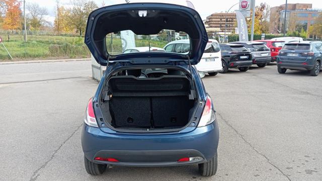 LANCIA Ypsilon usata, con Autoradio