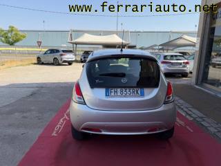 LANCIA Ypsilon usata, con Park Distance Control