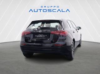 MERCEDES-BENZ A 180 usata, con Alzacristalli elettrici