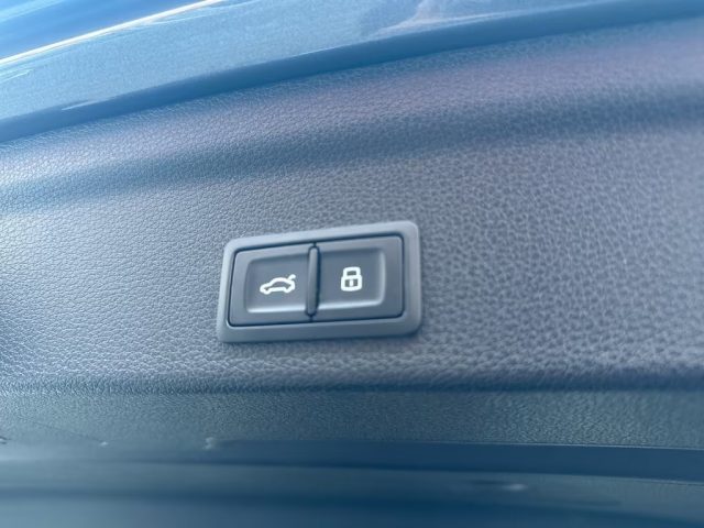 AUDI Q3 usata, con Tettuccio apribile