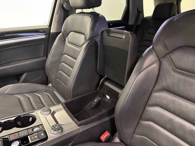 VOLKSWAGEN Touareg usata, con Controllo elettronico della corsia
