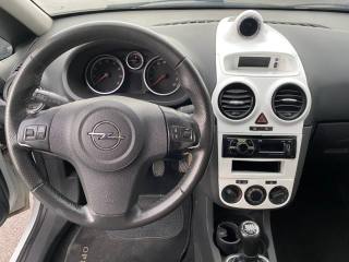 OPEL Corsa usata, con Climatizzatore