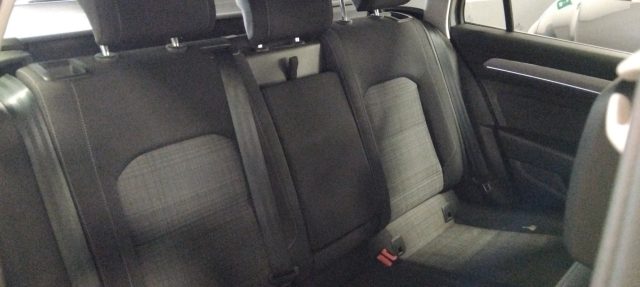 VOLKSWAGEN Passat usata, con ESP