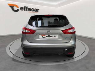 NISSAN Qashqai usata, con Boardcomputer