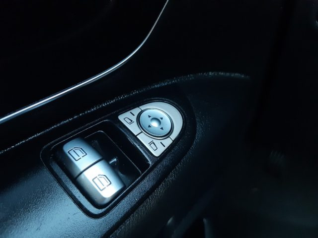 MERCEDES-BENZ Vito usata, con Controllo vocale