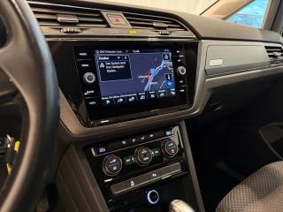 VOLKSWAGEN Touran usata, con Cronologia tagliandi