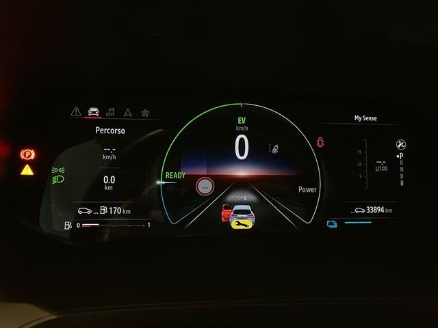 RENAULT Captur usata, con Sensori di parcheggio posteriori