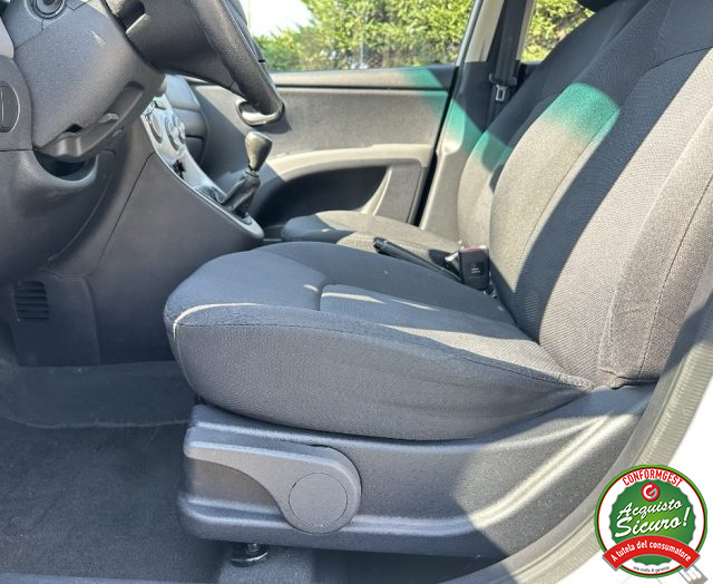 HYUNDAI i10 usata, con Servosterzo