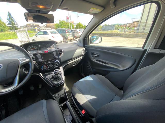 LANCIA Ypsilon usata 33