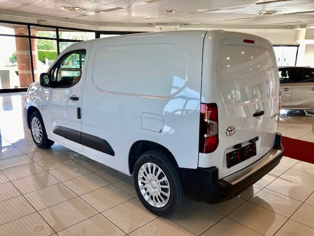 TOYOTA Proace City usata, con Alzacristalli elettrici