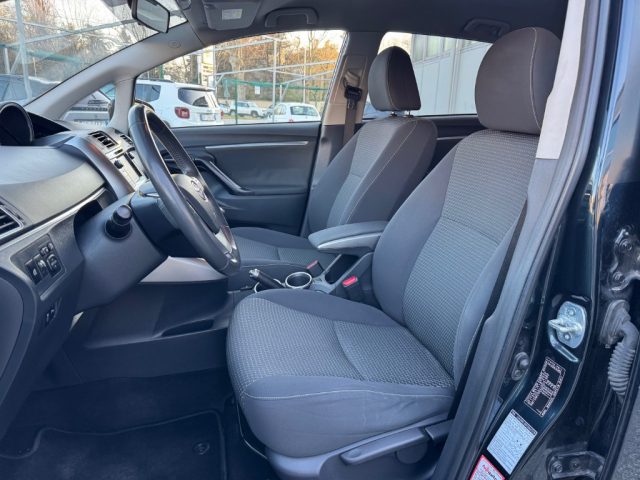 TOYOTA Verso usata, con Vetri oscurati