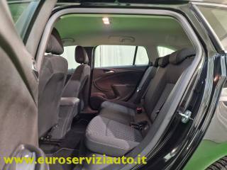 OPEL Astra usata, con Monitoraggio pressione pneumatici