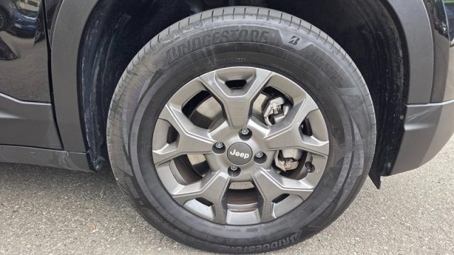 JEEP Avenger usata, con Autoradio
