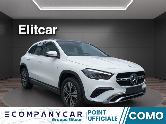 MERCEDES-BENZ GLA 180 usata, con Alzacristalli elettrici