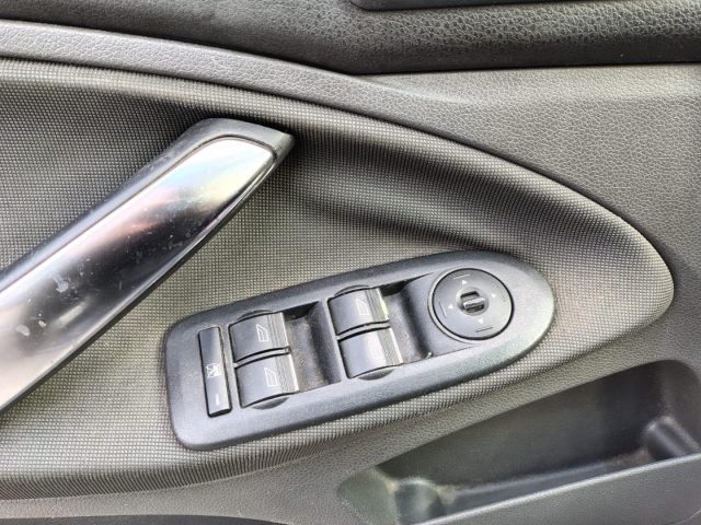 FORD C-Max usata, con Controllo automatico clima
