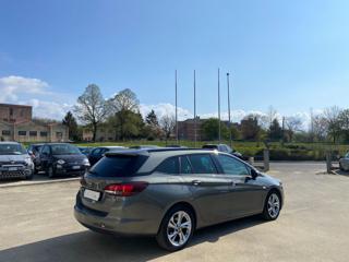 OPEL Astra usata, con Alzacristalli elettrici