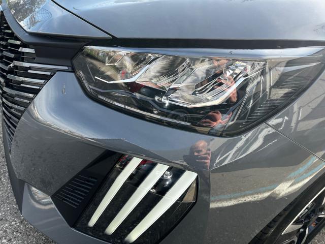 PEUGEOT 208 usata, con Autoradio