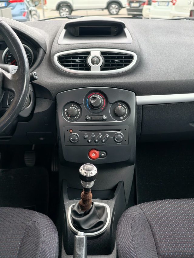 RENAULT Clio usata, con Chiusura centralizzata