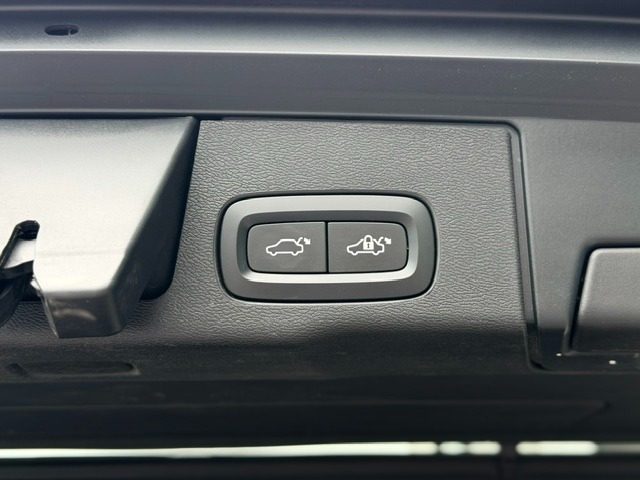 VOLVO XC60 usata, con Volante in pelle