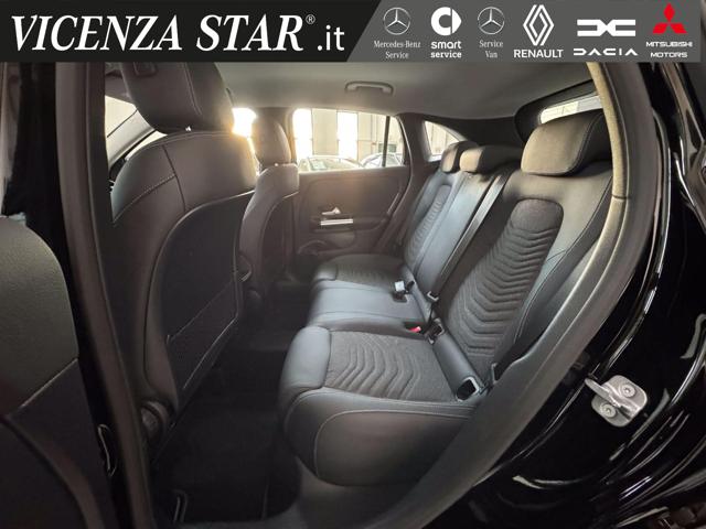 MERCEDES-BENZ GLA 180 usata, con Chiusura centralizzata