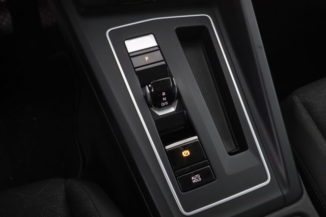 VOLKSWAGEN Golf usata 12