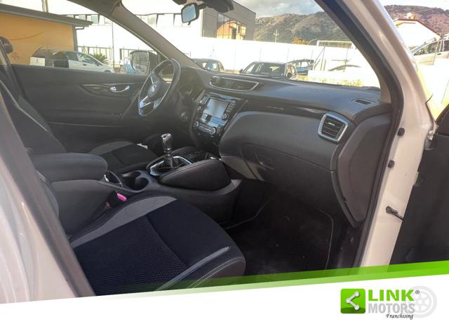 NISSAN Qashqai usata, con Fendinebbia