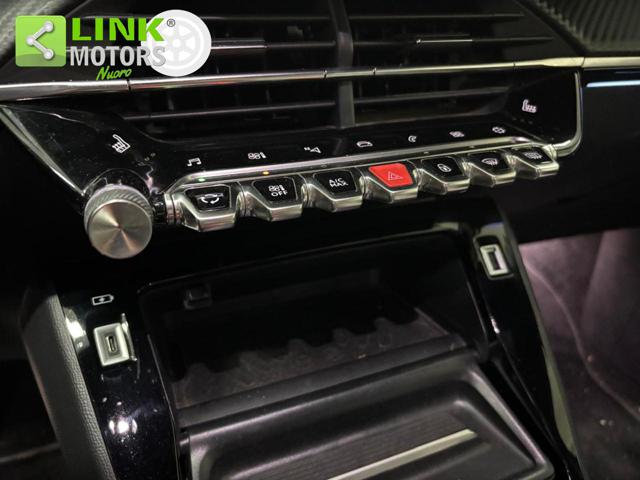 PEUGEOT 208 usata, con USB