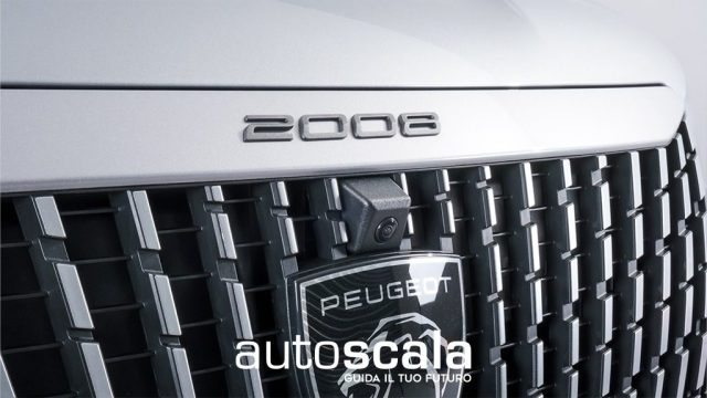 PEUGEOT 2008 usata, con Airbag Passeggero