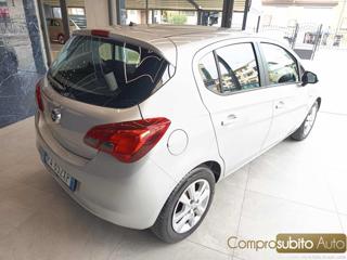 OPEL Corsa usata, con Climatizzatore