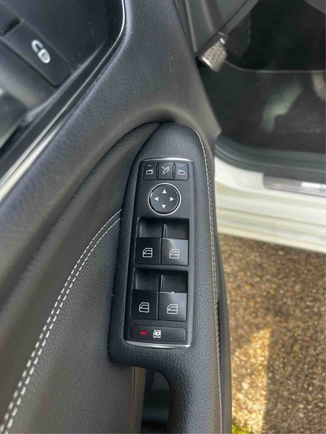 MERCEDES-BENZ B 180 usata, con ESP