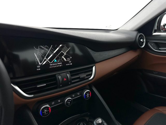 ALFA ROMEO Giulia usata, con Climatizzatore