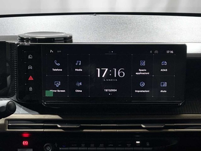 LANCIA Ypsilon usata, con Autoradio digitale