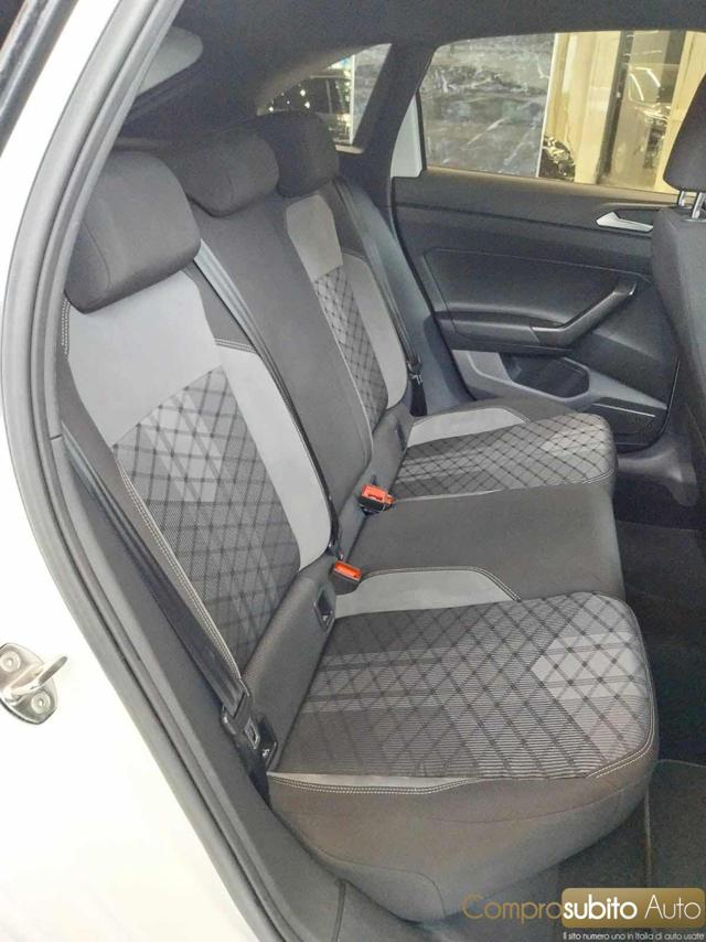 VOLKSWAGEN Taigo usata 21